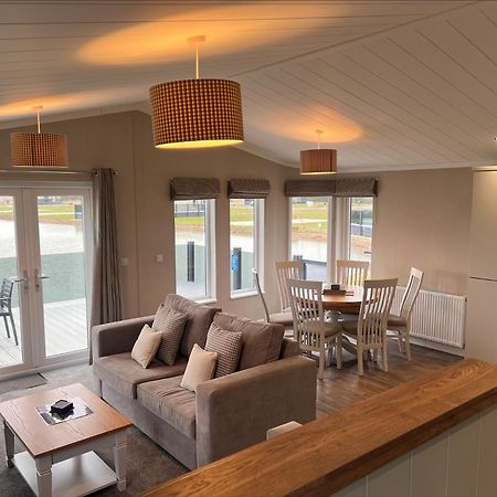 Brackenborough Lakes Resort Louth  Extérieur photo