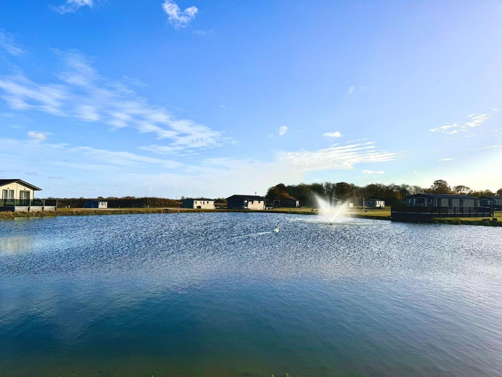 Brackenborough Lakes Resort Louth  Extérieur photo